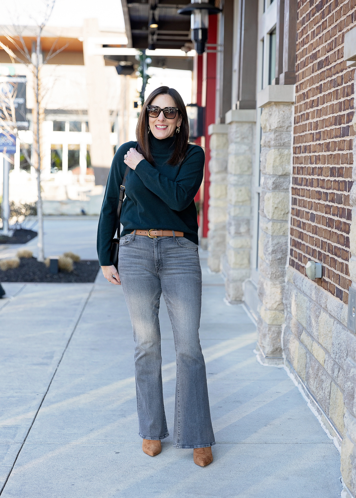 How to Wear Grey Jeans This Winter: Outfit Ideas You’ll Love