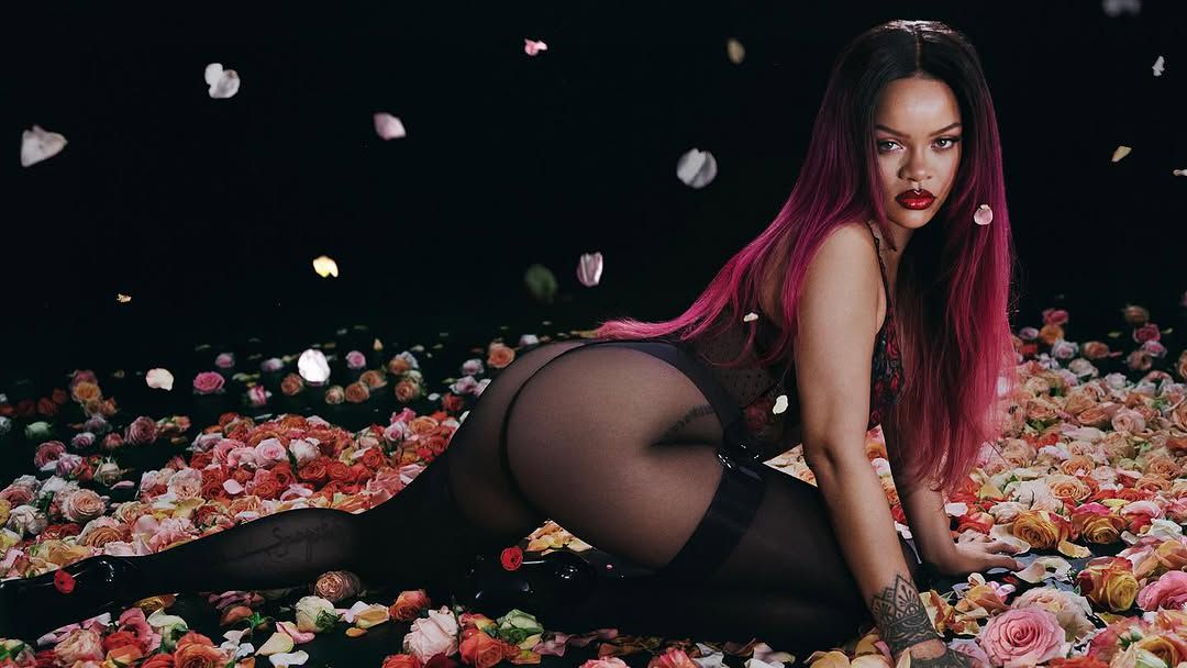 Rihanna with pink hair