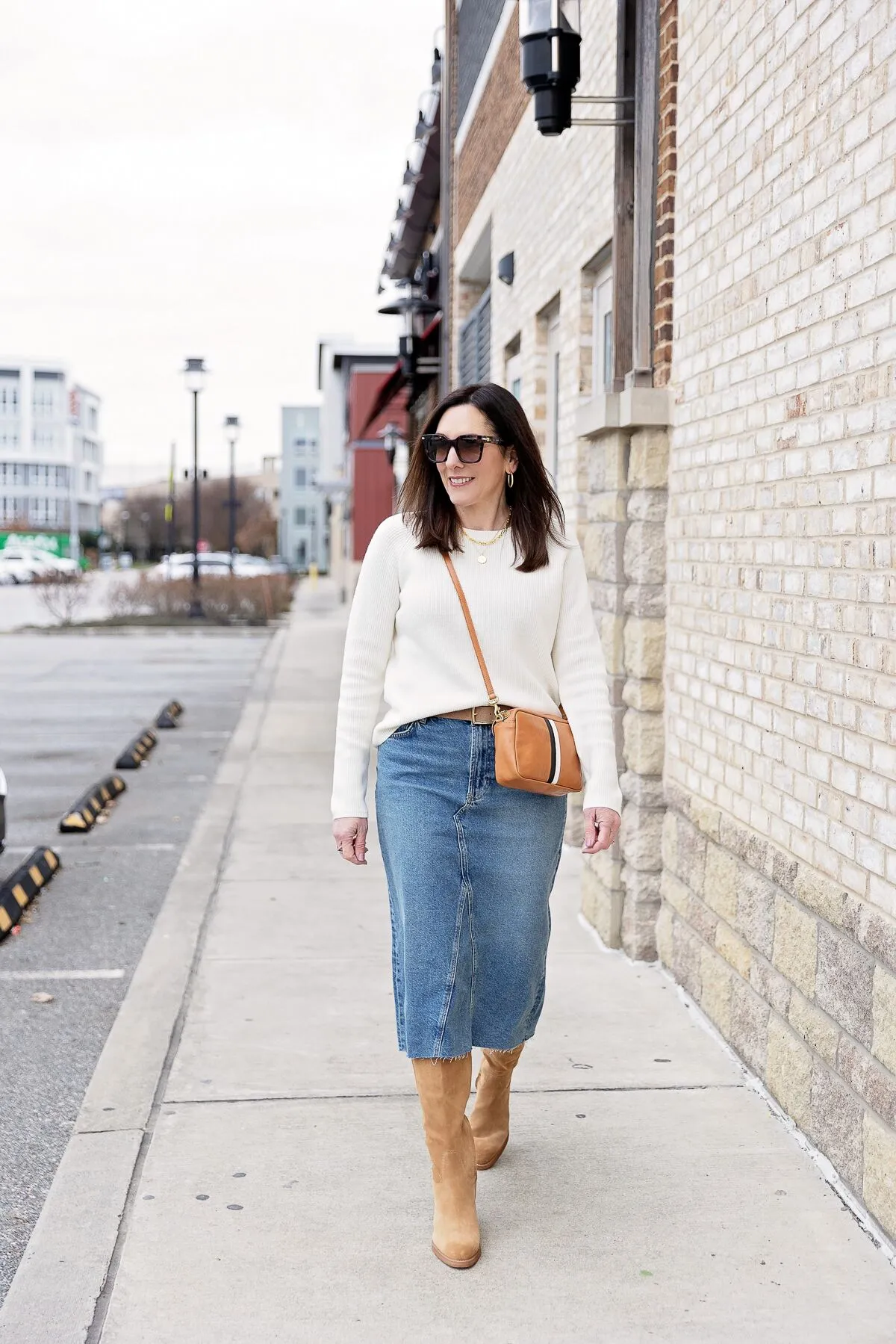 How to Wear a Denim Skirt This Fall